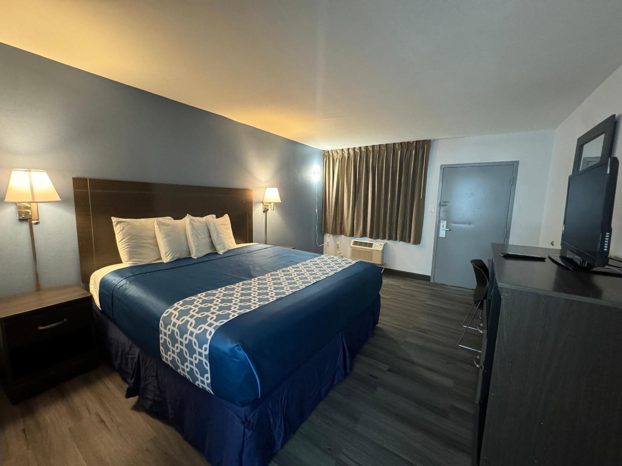 Travelodge By Wyndham Gainesville Ґейнсвілл Екстер'єр фото