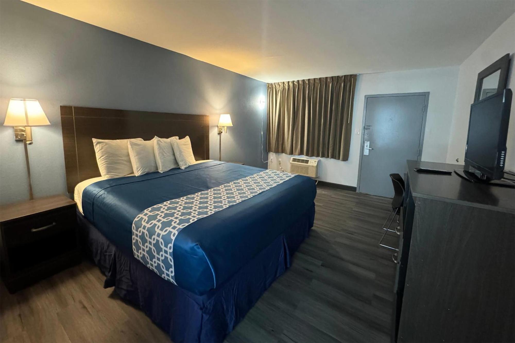 Travelodge By Wyndham Gainesville Ґейнсвілл Екстер'єр фото